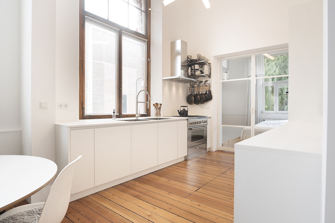 Witte keuken in monumentaal pand | Kitchenstudio