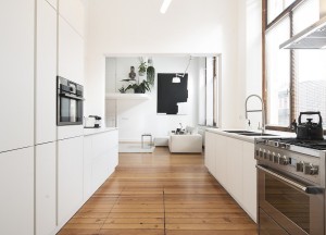 Witte keuken in monumentaal pand | Kitchenstudio