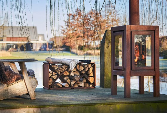 Geef haardhout een stijlvolle plek in de tuin