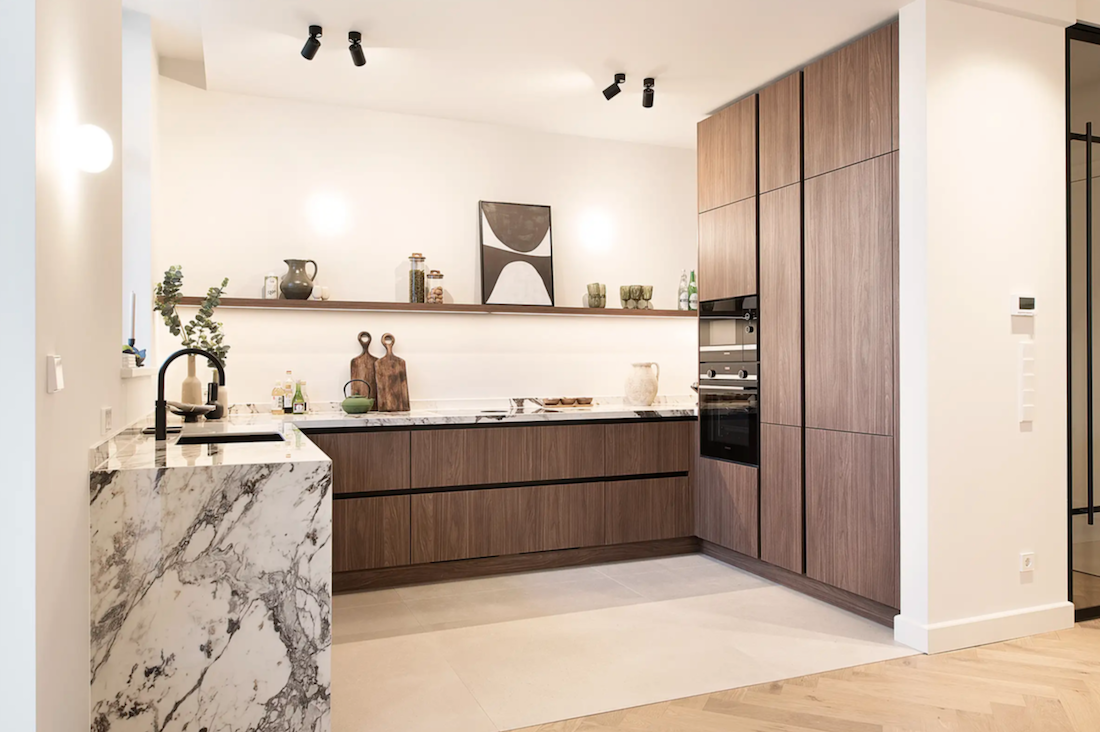 Keuken op maat met marmerlook blad | Kitchenstudio