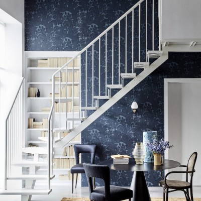 FotoOriginele patronen uit historische panden op de muur. Little Greene behangcollectie