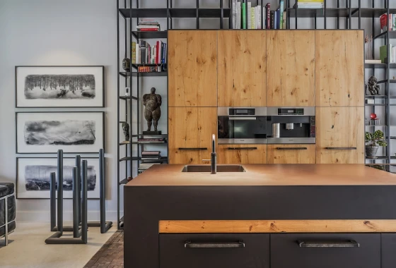 Project foto: Een benedenwoning in een stadsvilla vol verhalen