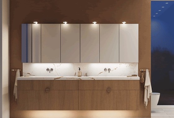 Waarom het juiste licht in je badkamer zo belangrijk is
