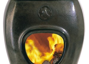 African Flame pothaard Black Raku