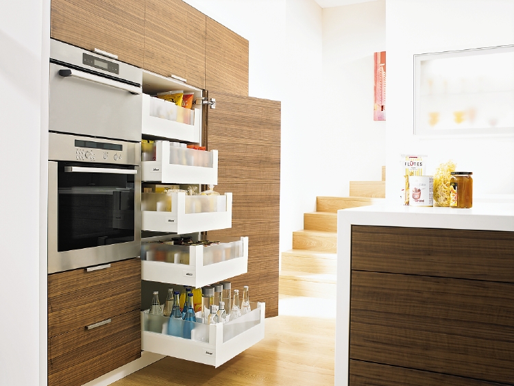 Hoekkast SPACE Corner en voorraadkast Space Tower