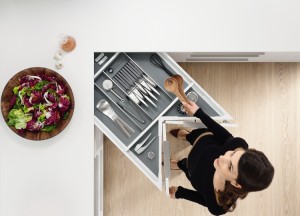 Hoekkast SPACE Corner en voorraadkast Space Tower