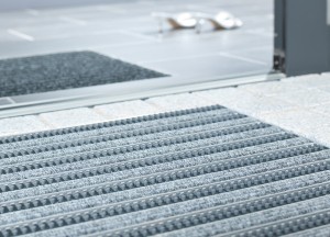 Schoonloper voor een brandschoon entree | ACO House&Garden