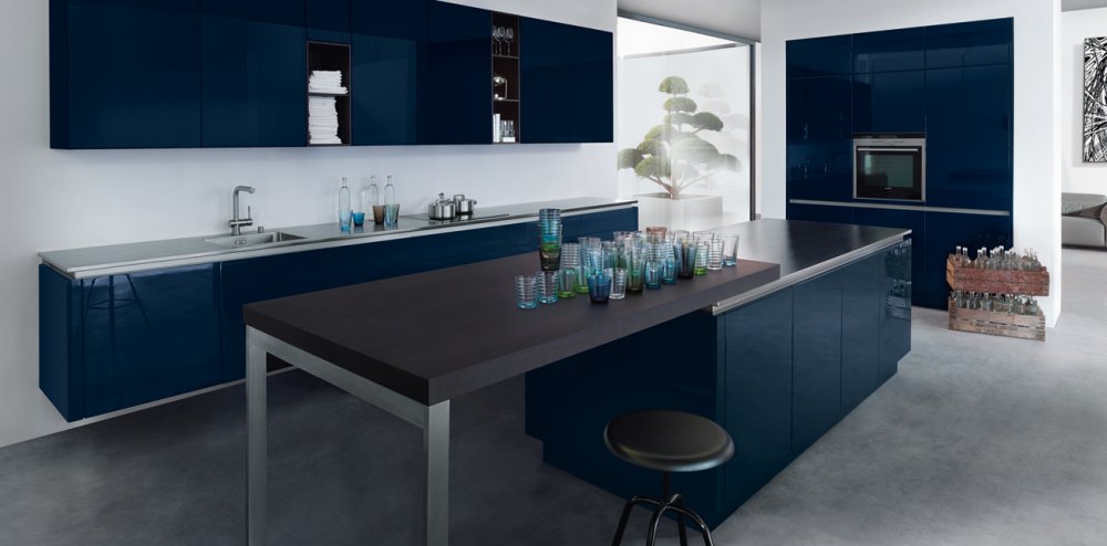 next125 NX501 Indigoblauw hoogglans greeploos wandhangend