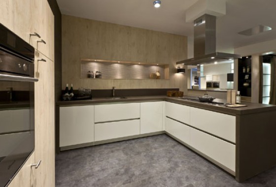 Uw KeukenSpeciaalzaak selectiv Puur - UW keukenspeciaalzaak