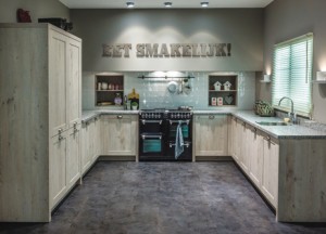 Uw KeukenSpeciaalzaak selectiv landelijk hout - UW keukenspeciaalzaak