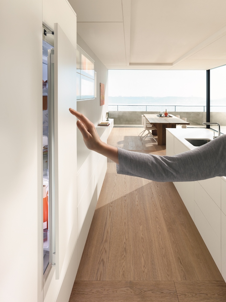 Servo-drive flex voor greeploze koelkast | Blum