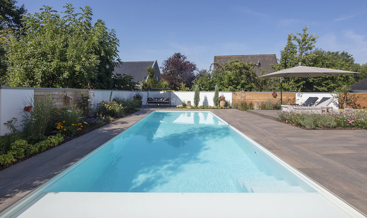 Vergoeding Verslaafd eindeloos Luxe zwembad in eigen tuin | Starline - UW-tuin.nl