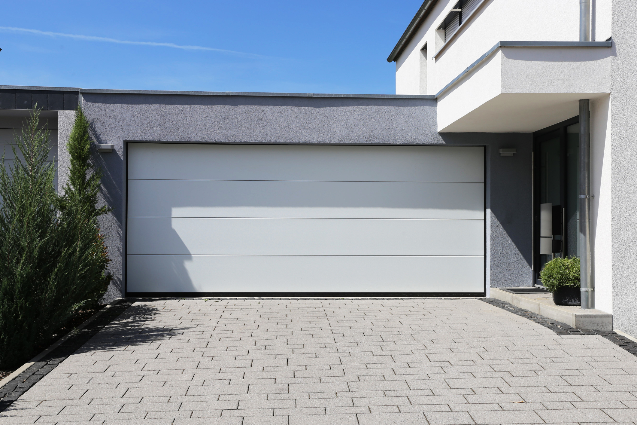 Garagedeur: kijk en vergelijk voor de juiste deur voor jouw wensen #garagedeur
