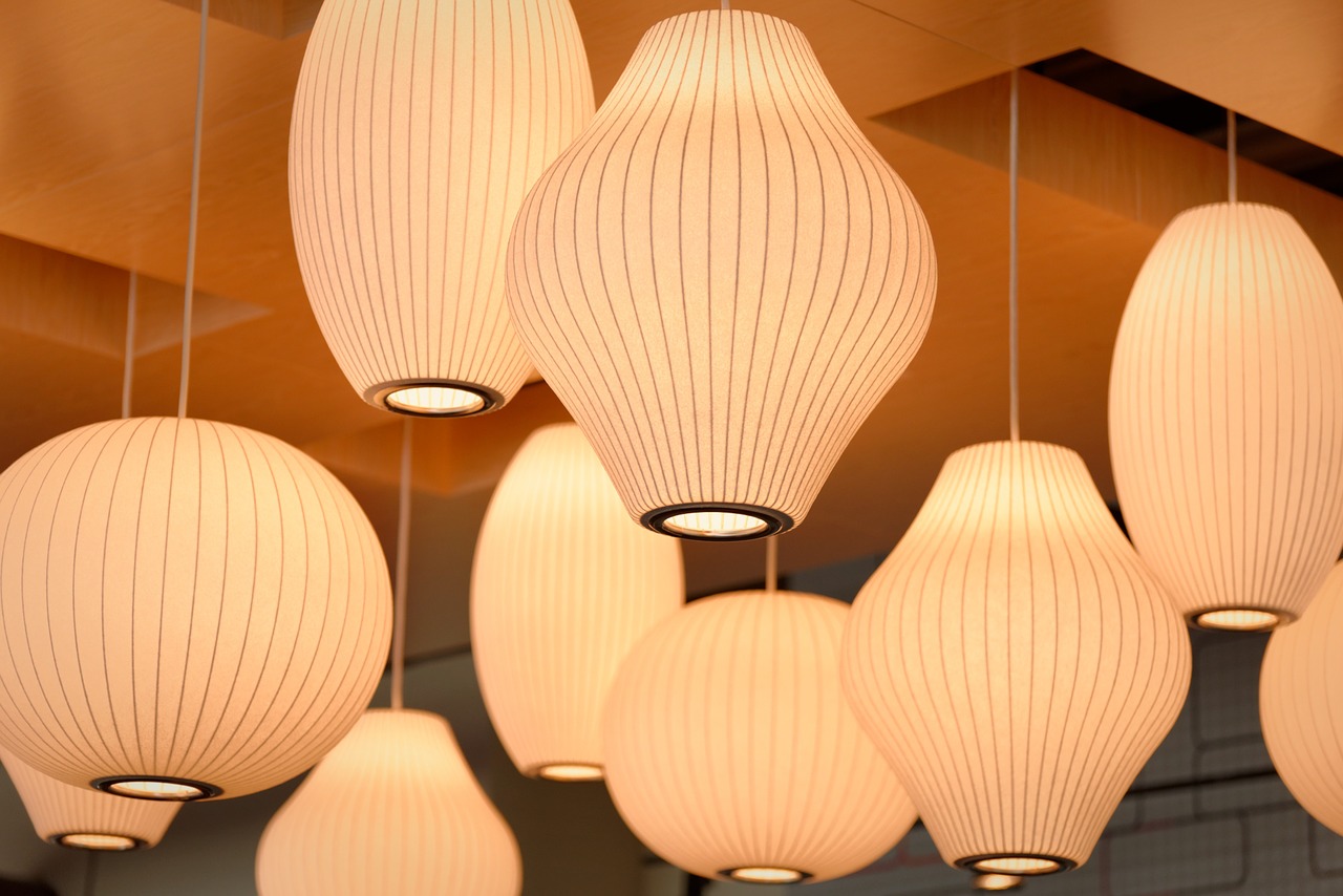 Design verlichting voor een stijlvolle woonkamer #verlichting #design #lampen #designlampen #designverlichting