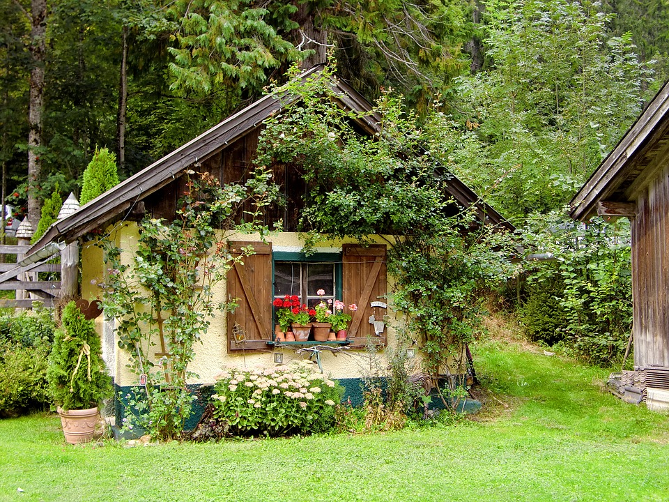 Tuinhuis in je eigen tuin. Gezellig ontspannen met vrienden en familie #tuinhuizen #tuin