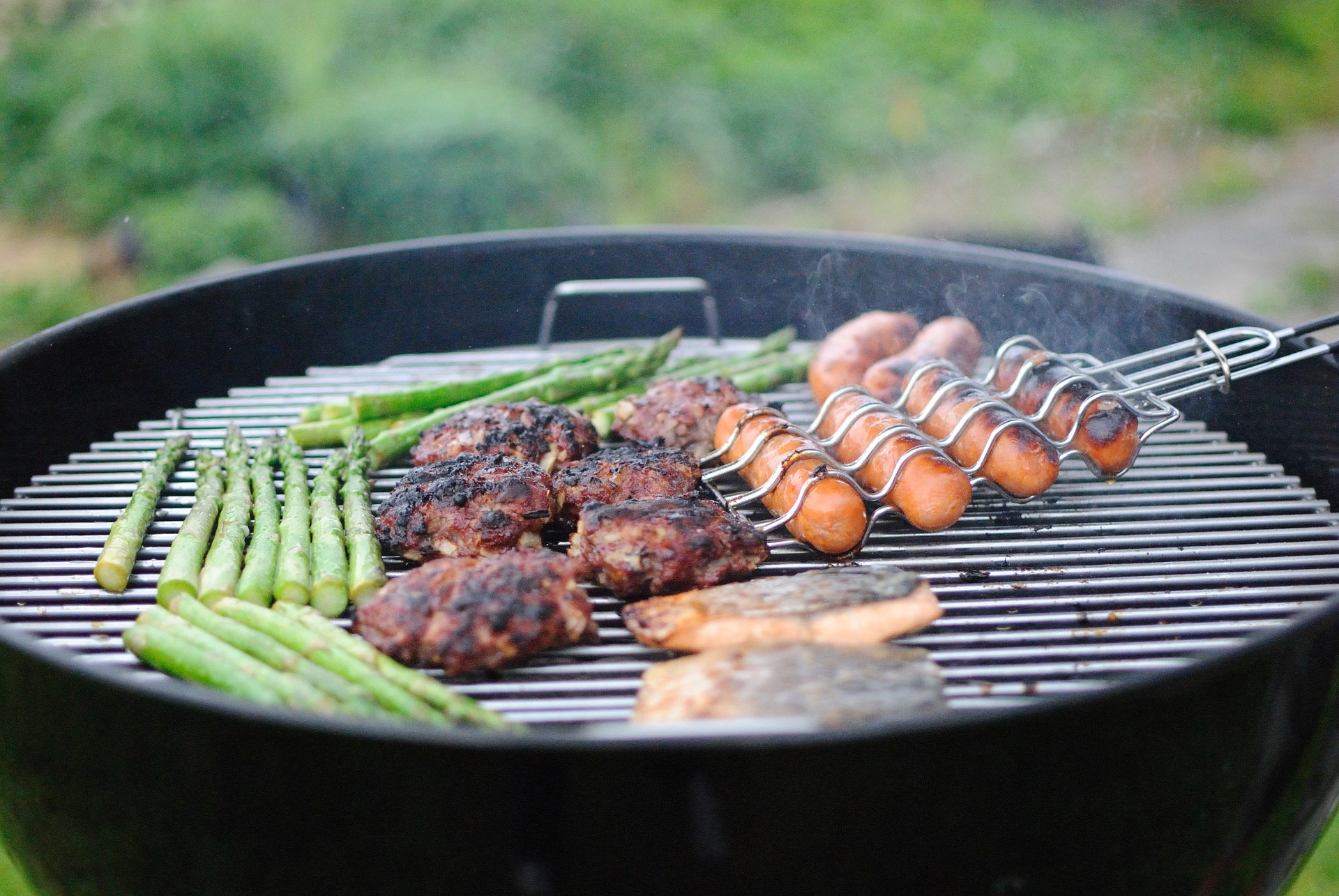 De musthaves voor de perfecte barbecue #bbq #tuin #tuintrends