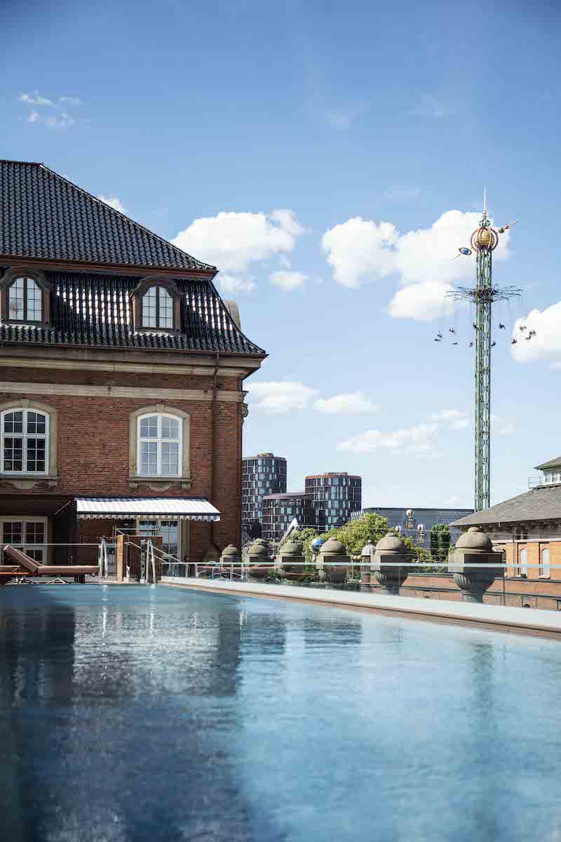Dakterras met zwembad. Hotel Villa Copenhagen #dakterras #zwembad #hotel #copenhagen
