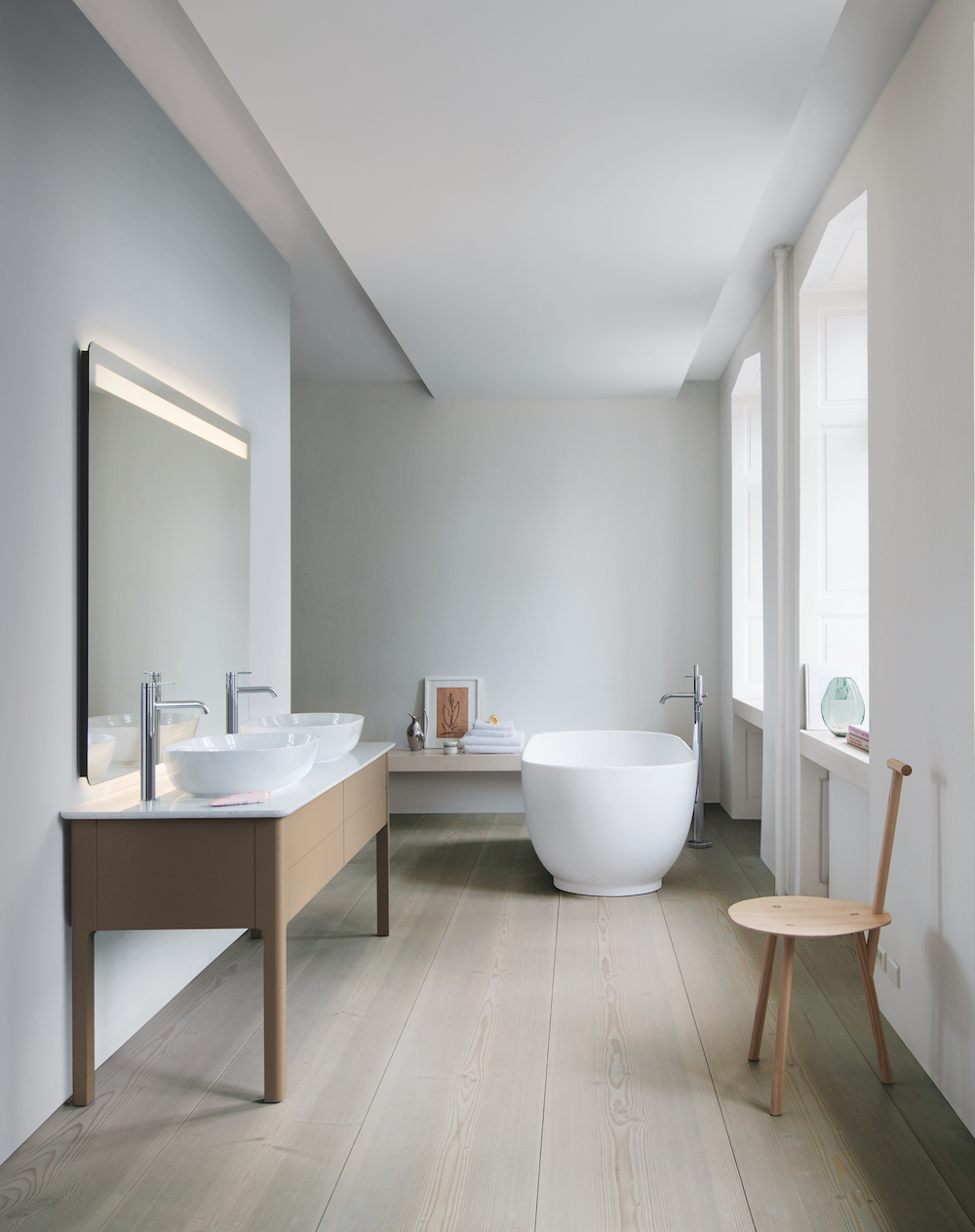 Duravit badkamer - bad en wastafel en meubel