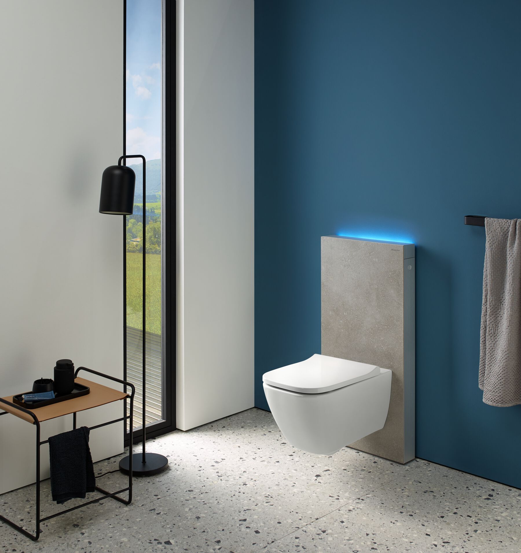 Monolith Plus sanitairmodule met Geberit toilet Smyle #geberit #monolith #toilet #badkamer #smyle
