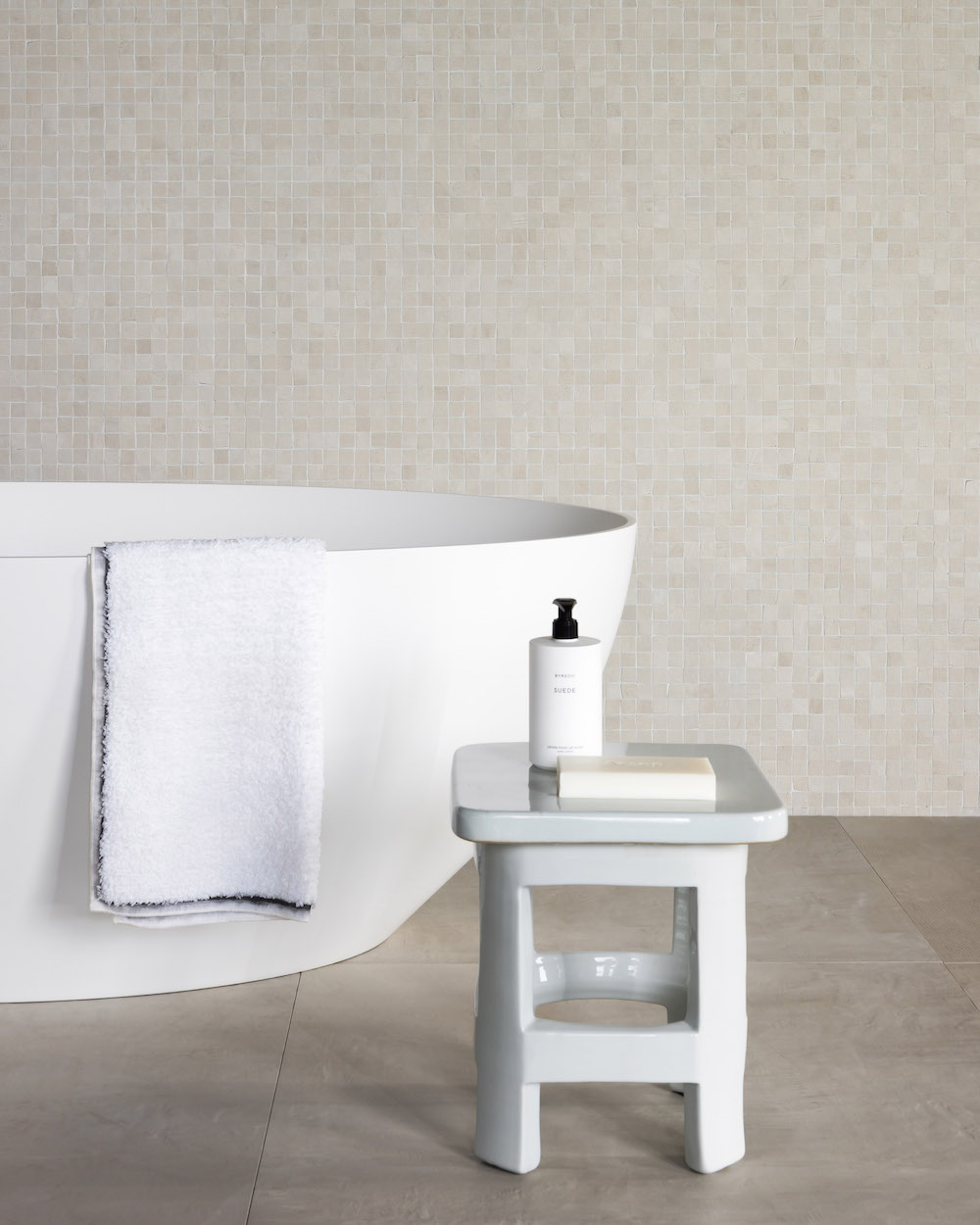 Piet Boon Tiles & Stones by Douglas & Jones in de badkamer - via Koltegels Haarlem