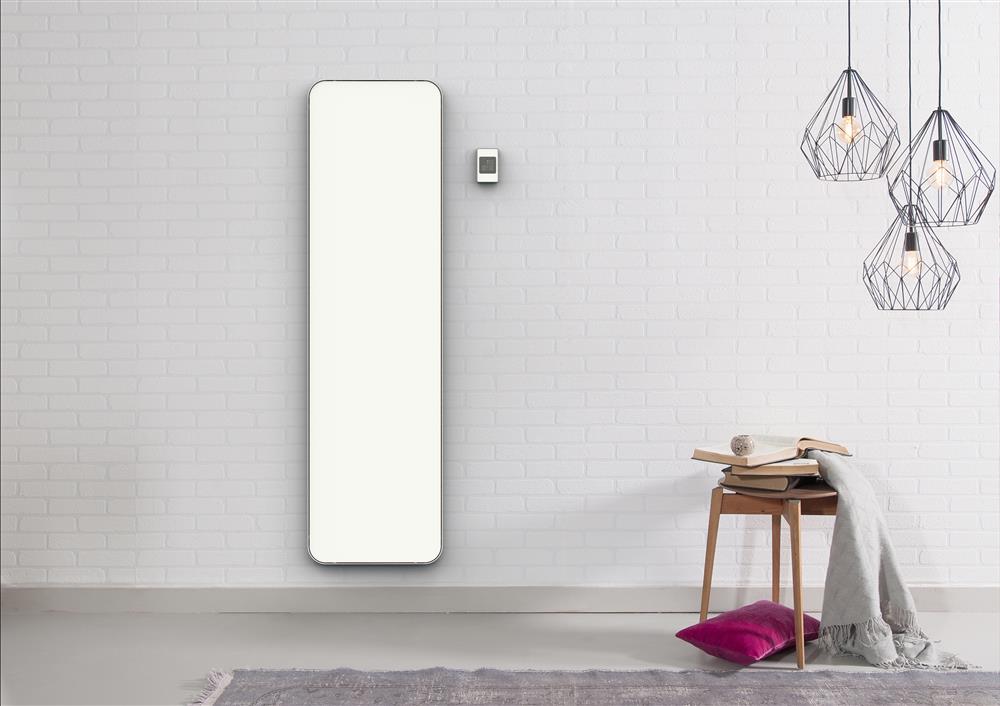 Moderne elektrische badkamer radiator Eclipse Slim van DAS via Luca Sanitair #badkamer #radiator