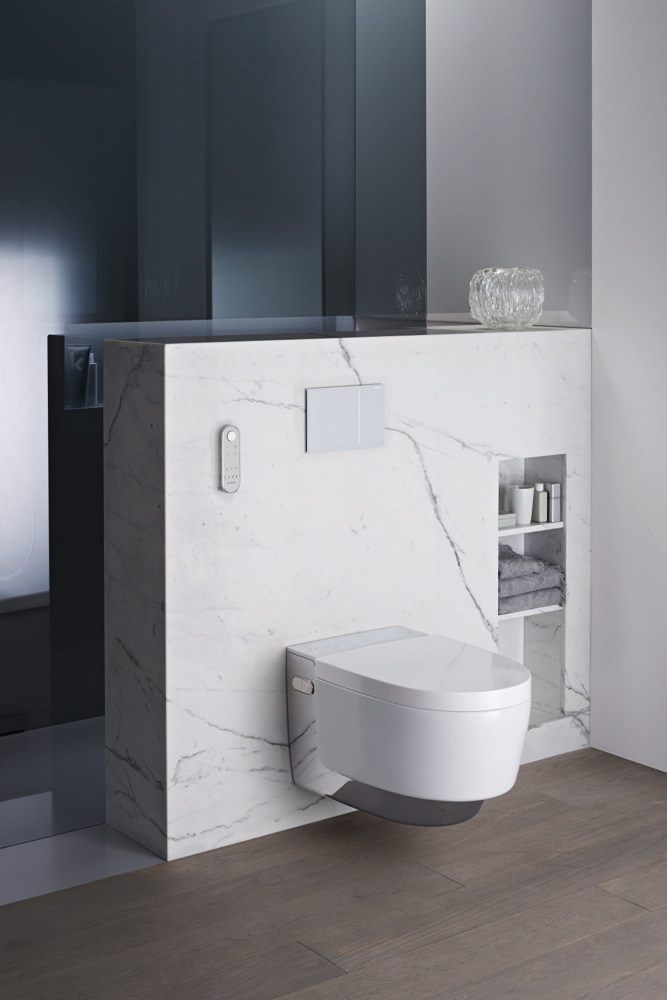 En slim en schoon toilet. Aquaclean toilet van Geberit #geberit #toilet #aquaclean