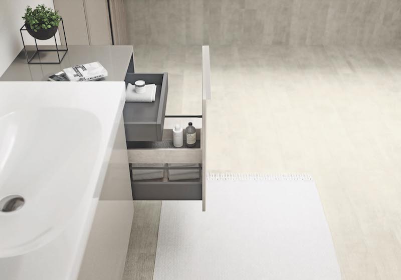 Nieuwe serie badkamermeubelen, keramiek en toiletten van Sphinx. Flexibel te combineren tot droombadkamer #Acanto #Sphinx #badkamer #meubelen