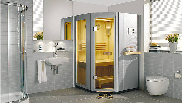 Sauna in de badkamer. Villeroy & Boch combicabine: sauna en infrarood cabine in één