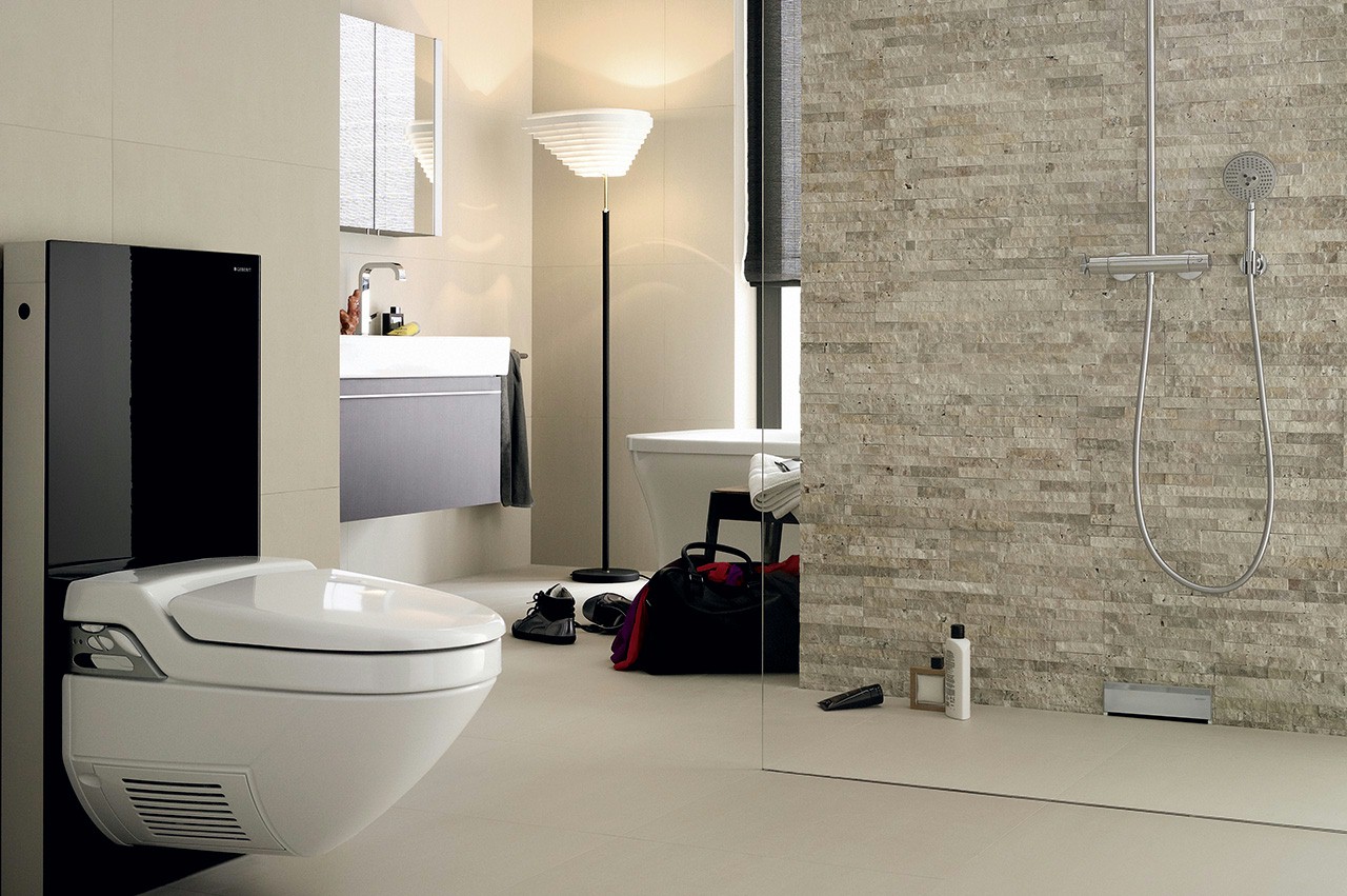 Badkamer met toilet Geberit Monolith via Bidetdouche.nl