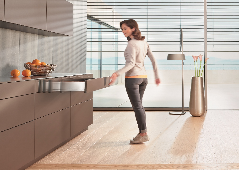 Mechanische openingstechniek voor greeploze keukens - Tip-on Blumotion van Blum
