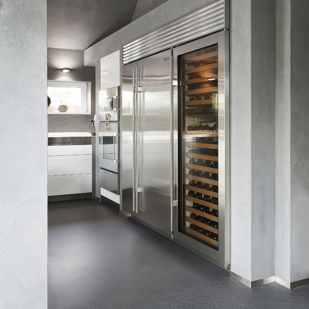 Koel-/vries combinatie en wijnklimaatkast in Vertex keuken van Culimaat