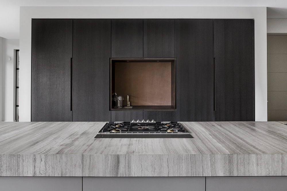 Kookeiland met design kastenwand - Designkeuken Culimaat BloxX