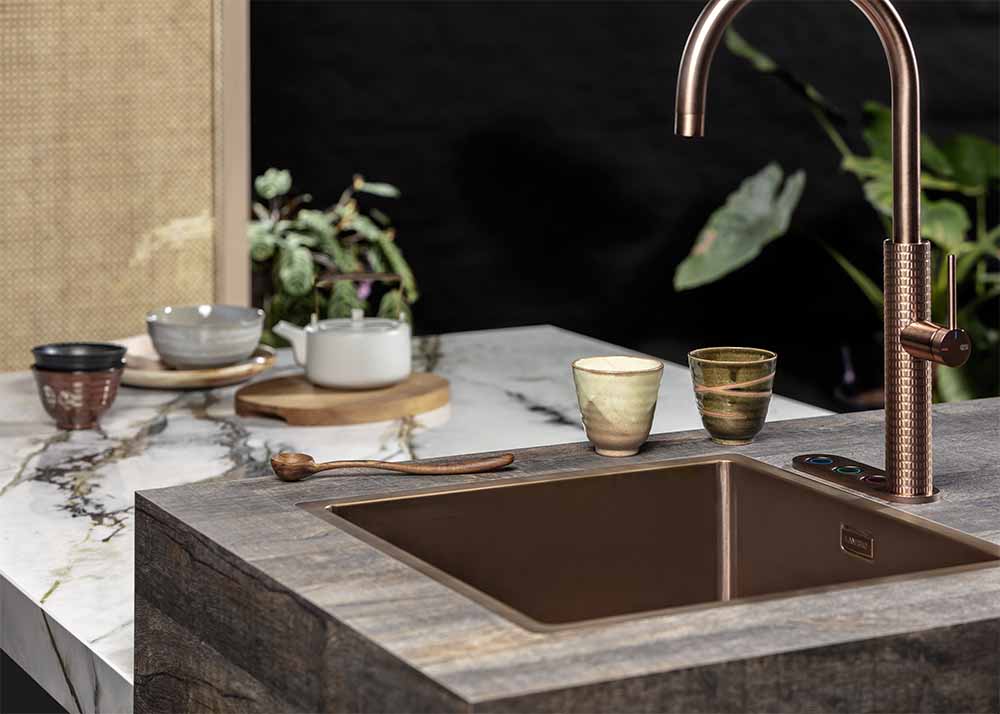 Keukentrends 2021. Keukentrend Rural chic in de keuken. Dekker Zevenhuizen #keukentrends #keuken #keukeninspiratie #ruralchic #keukenstijl #dekkerzevenhuizen 