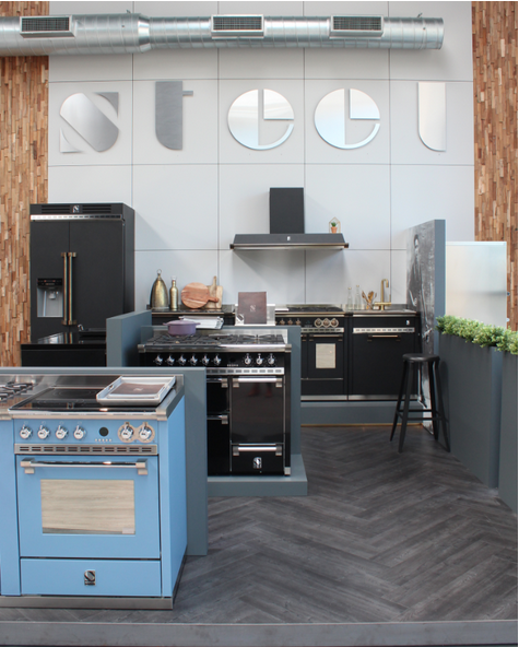 Dekker Trend Centre met de Italiaanse ovens en fornuizen van Steel #steel #fornuis  #keukeninspiratie #dekkertrendcentre #keukendesign #keuken #dekkerzevenhuizen