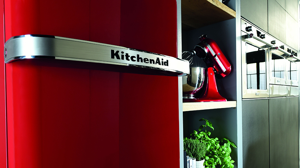 KitchenAid retro koelkast Iconic Fridge geïnspireerd door de iconische mixer #keuken #koelkast #kitchenaid