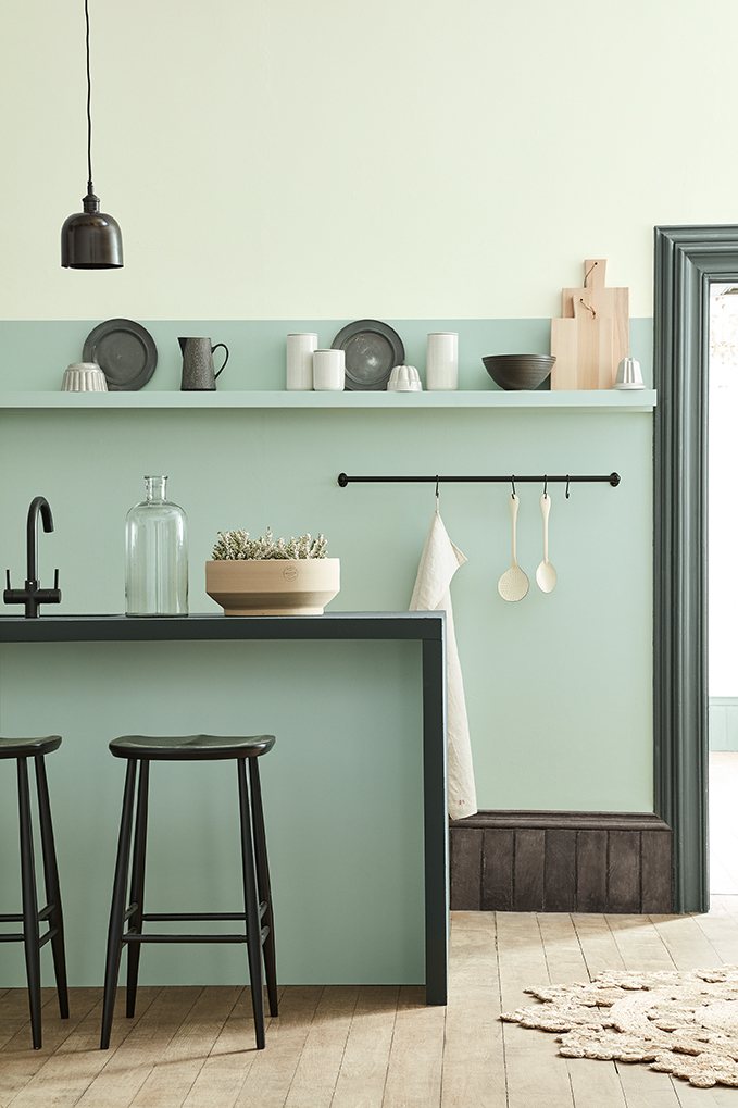 Moderne keuken keukenplank aqua muurverf van little green #keuken #keukeninspiratie #keuken #aqua #muurverf #littlegreen