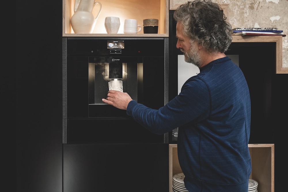 Neff Graphite Grey keukenapparaten - koffievolautomaat #neff #graphitegrey #keukenapparaten #inbouwapparatuur #koffie #koffiemachine #koffievolautomaat #neff