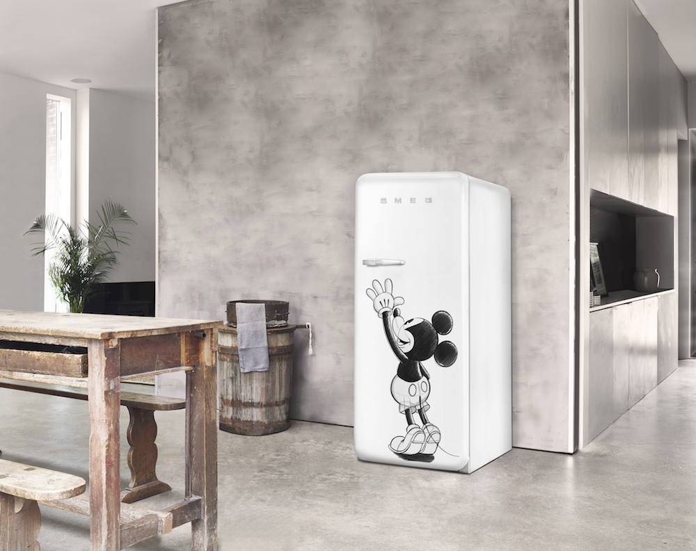 Smeg koelkast Mickey Mouse limited edition #smeglove #koelkast #smeg #disney #mickeymouse #keuken #keukeninspiratie