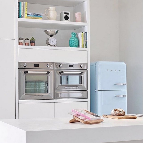 Keuken met Smeg ovens met magnetron-functie uit de Victorialijn #smeg #smeglove #ovens #keukeninspiratie