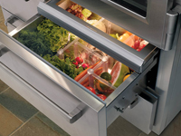 Groenten- en fruitladen side-byside koelkast van Sub-Zero