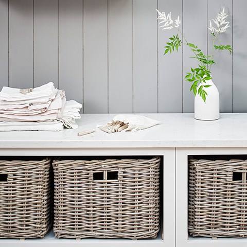 Neptune kast voor bijkeuken of laundry room. Chichester meubel via Martin Zoon Interior Design