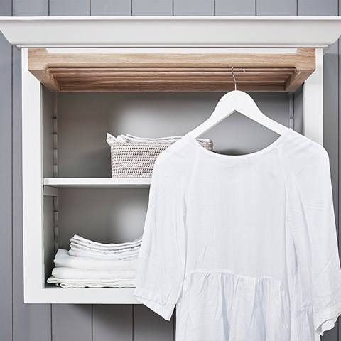 Neptune kast voor bijkeuken of waskamer-laundry room. Chichester meubel - Marin Zoon Interior Design