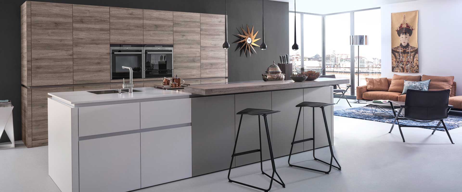 Moderne keuken via Uw KeukenSpeciaalzaak