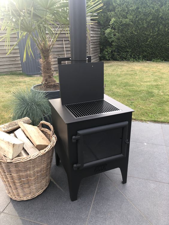 The Garden Stove. Buitenhaard, barbecue en kooktoestel in 1 #buitenkoken #buitenhaard #tuinhaard #barbecue #esse