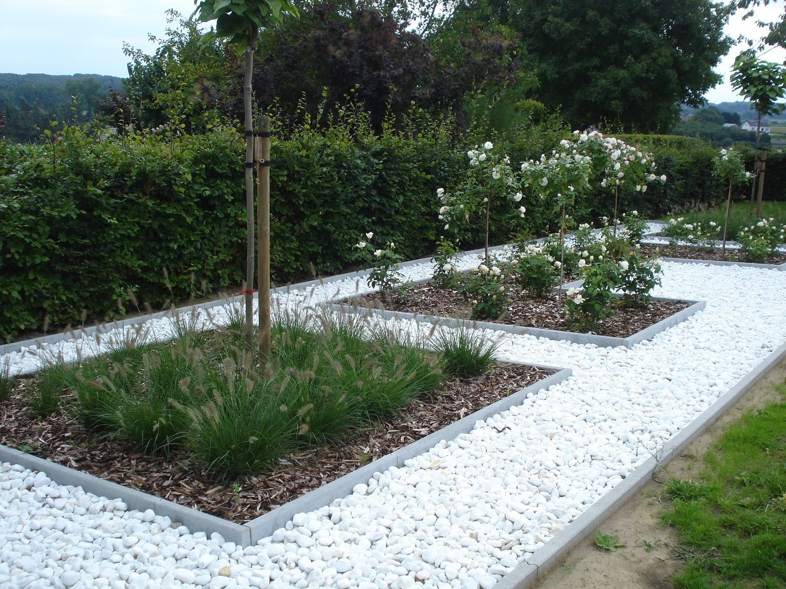 diepgaand natuurlijk Staan voor 5 x voorbeelden van grind in de tuin - UW-tuin.nl