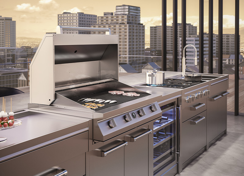 Luxe buitenkeuken met gasbarbecue van Steel Cucine #buitenkeuken #steel #gasbarbecue #tuin #dakterras #buitenkoken