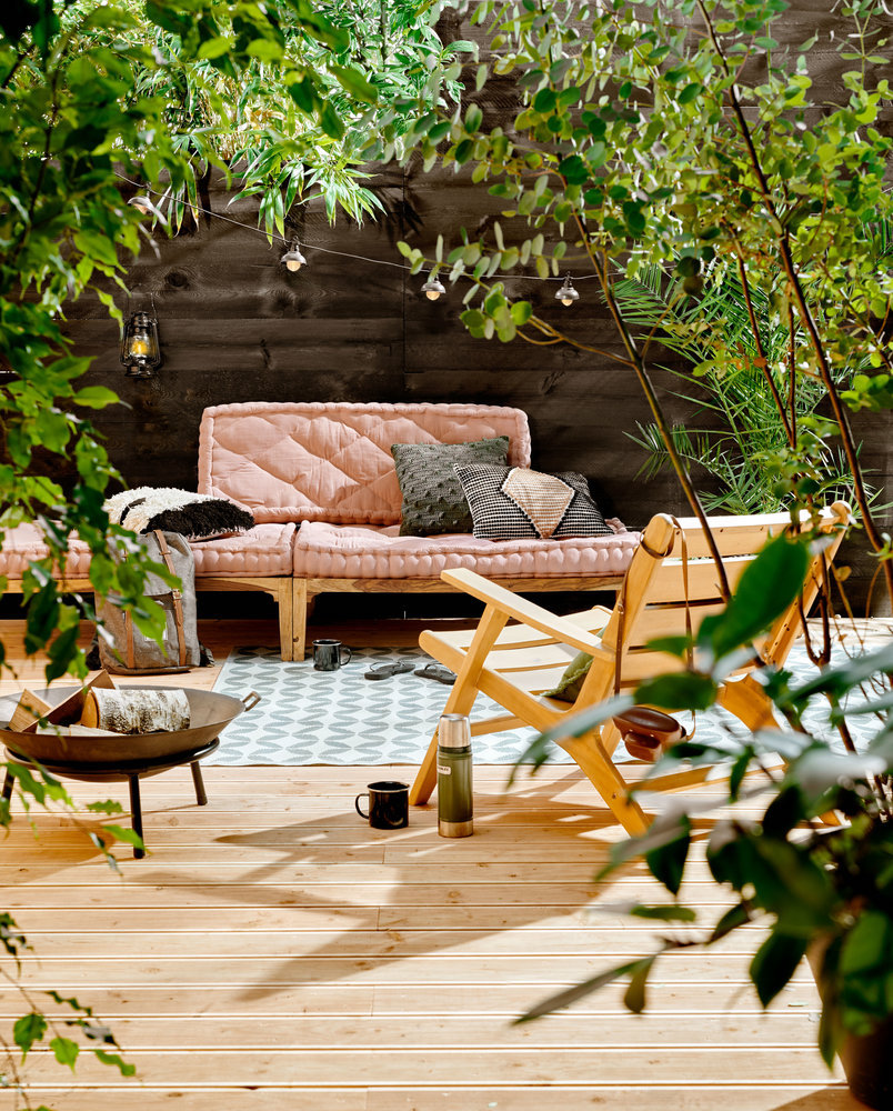 Tuininspiratie 2019. Terras met loungehoek #tuin #tuininspiratie #terras #tuinkleed #tuinbank #tuinmeubelen #karwei