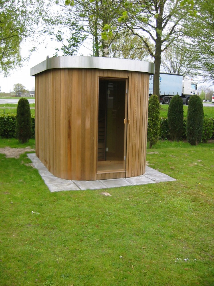 Vrijstaande sauna in de tuin via cerdic