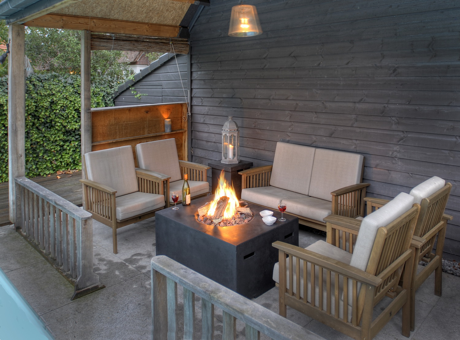 Happy Cocooning loungetafel met ingebouwde gashaard voor tuin en terras