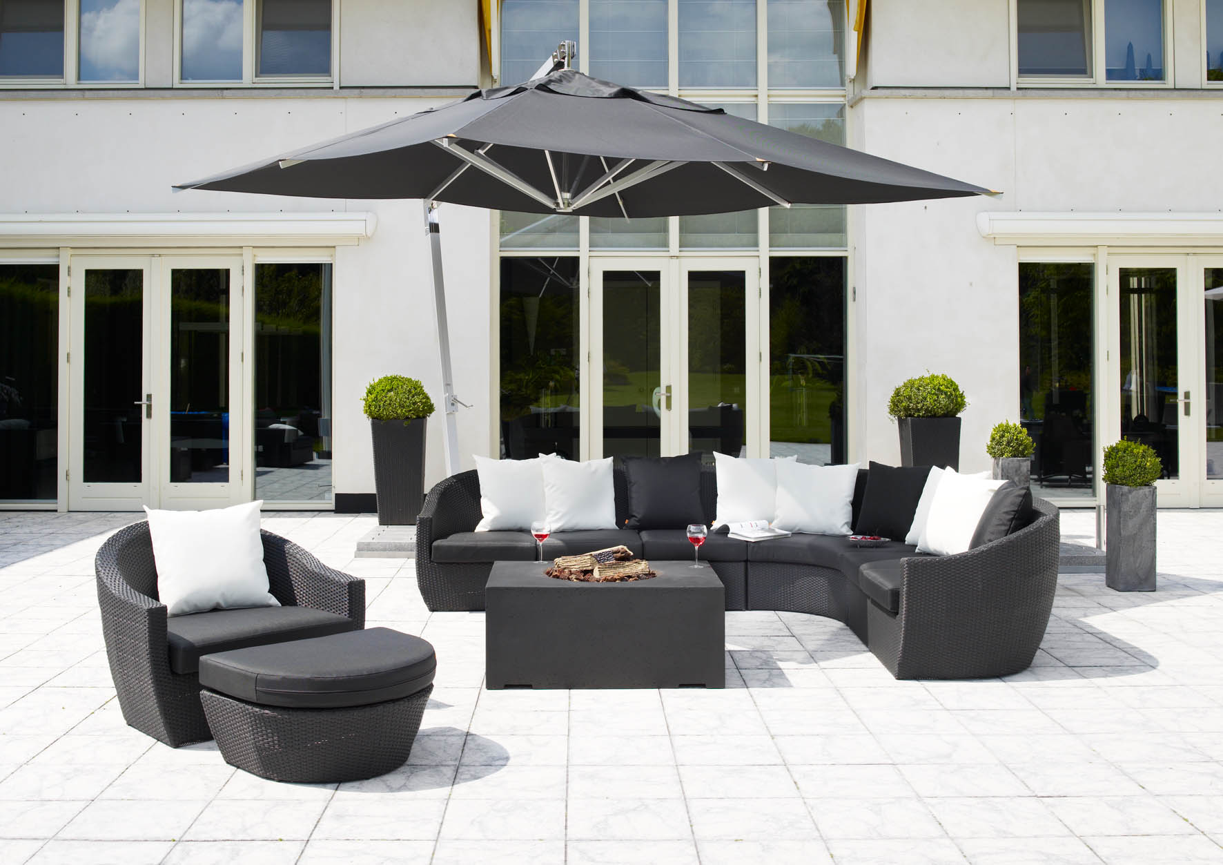 Happy Cocooning vuurtafel, loungetafel en tuinhaard
